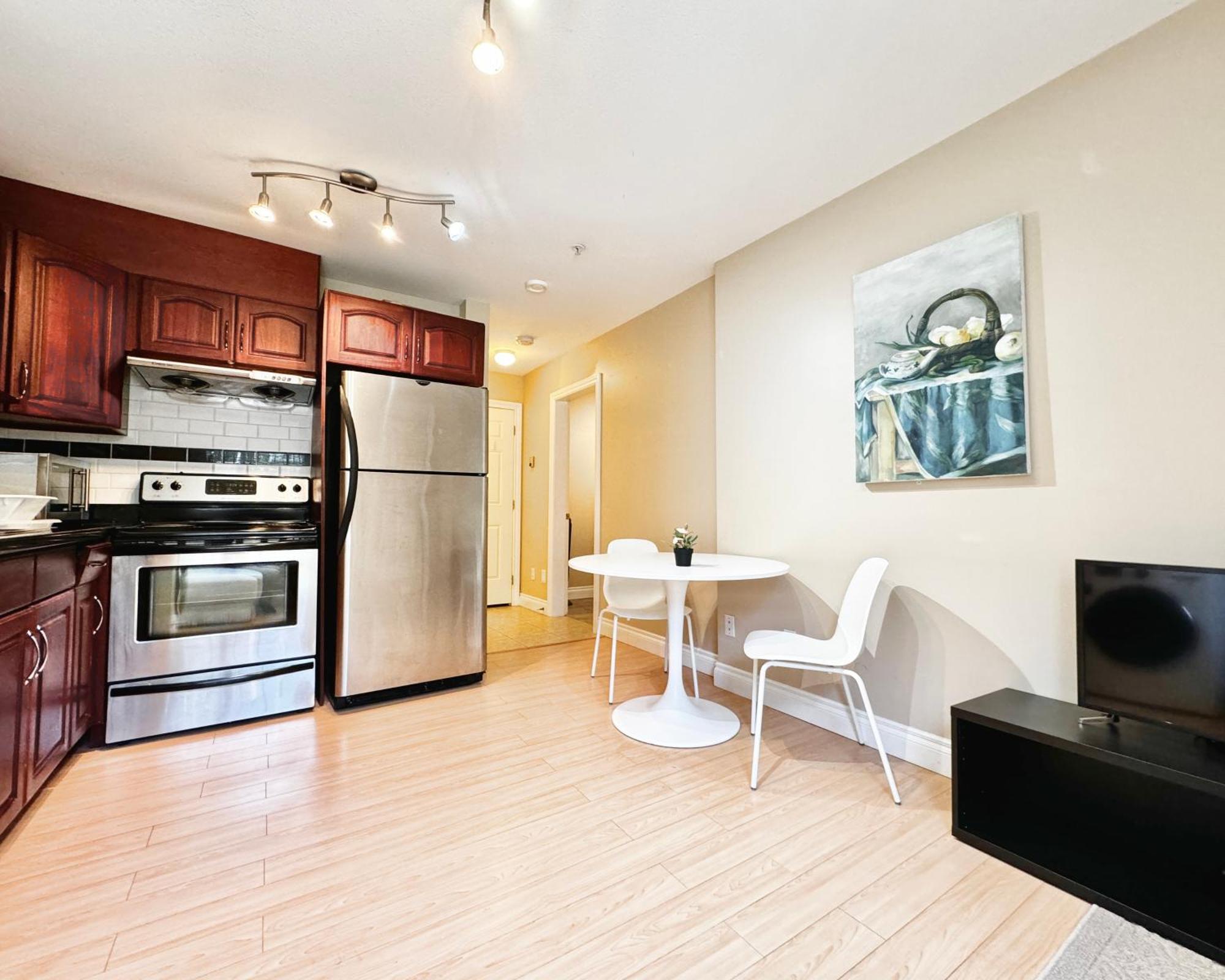 Cozy 1Bedroom Suite Near Downtown Vancouver Exterior photo