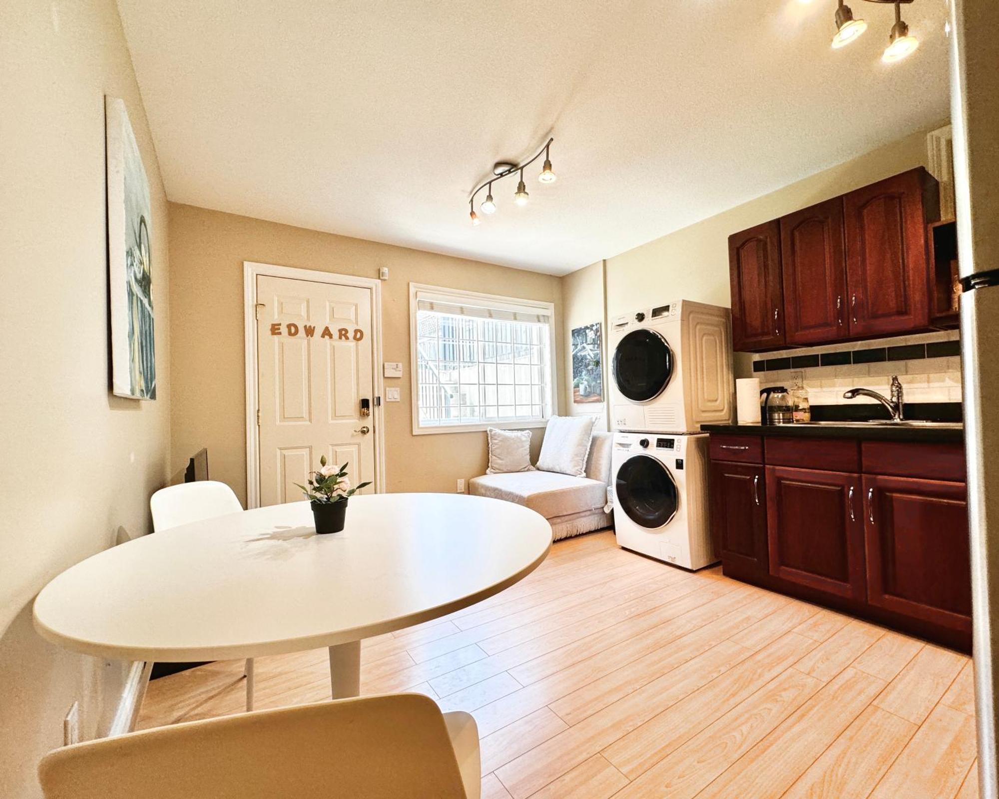 Cozy 1Bedroom Suite Near Downtown Vancouver Exterior photo